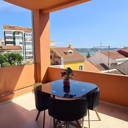 Ferienwohnung Relax In Lisbon For 4 People With Terrace And Parking Exterior foto
