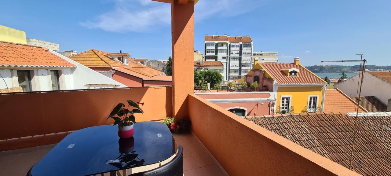 Ferienwohnung Relax In Lisbon For 4 People With Terrace And Parking Exterior foto
